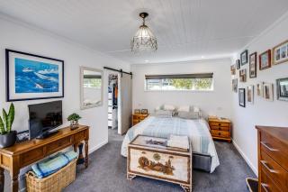 Central Napier Location 3 Bedrooms - Sleeps 5 - 1