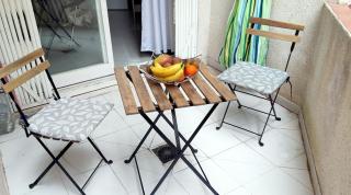 1Bed Flat with Pool, Balcony & Hammock - only 5 Mins to the Beach! - 7