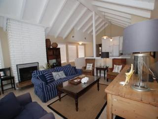 3112 W Oceanfront B - 4 Bdr Beachfront Upper Unit With Ocean Views - 8