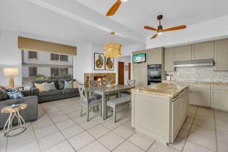 Spacious Beachfront Sanctuary- Serene Ocean Views home - 1