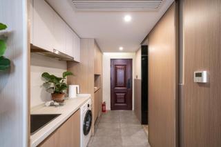 Moxi Stunning City View Apt with Oriental Pearl ViewNear Yu Garden, the Bund & Metro Lines 10 and 14 - 1