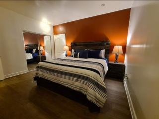 Modern 2 Bedroom Apartment Near Cedars Sinai, Rodeo Drive & Top LA Attractions - 0