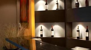 Grand Pinnacle Hotel - 8