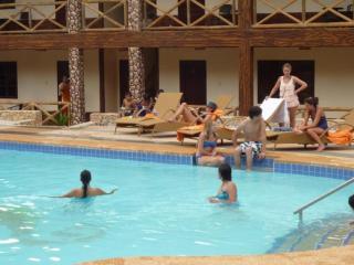 Nataasan Beach Resort and Dive Center - 2