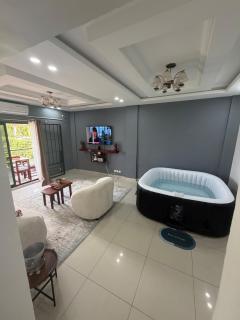 TheSpaHouse Douala with Jacuzzi - 0