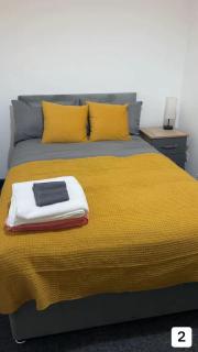 PLUS Properties Eastwood 2 - 6