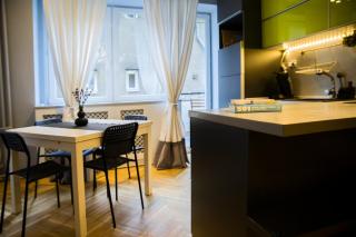 Sunny Balcony Apt 2 BR Metro Vitosha Blvd - 1