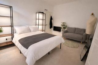 Town Centre 2 Bedroom Town House St Helier - 5