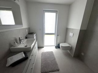 Moderne Wohnung am Flussufer - 5