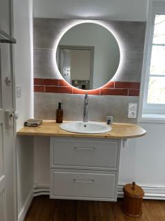 Les chambres d'Omaha Beach Etablissement avec deux chambres d'hôtes, petit-déjeuner compris fait-maison et produits locaux - 2