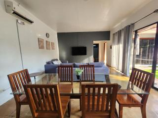 Villas Flora Bella Sunflower - 7