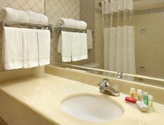 Ramada by Wyndham Hawthorne/LAX - Hawthorne - 4