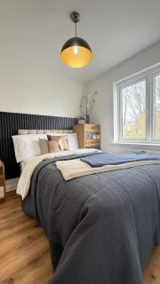 2-Bedroom Business Travel Apartment - 9