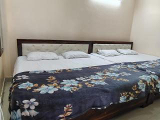 Shri SitaRam Point Guast House - 1