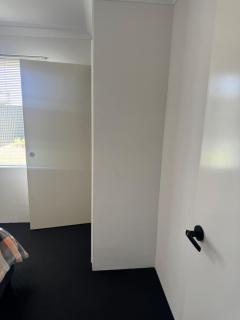 Luxury 4 bedroom house in Wellard only 30 minutes from Perth City - Wellard - 9