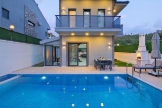 Villa Happy House - Luxury Villa with Private Pool - 7