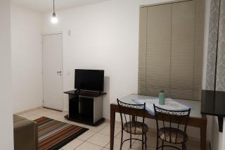 Large ground floor apartment with a yard near the mall - 0