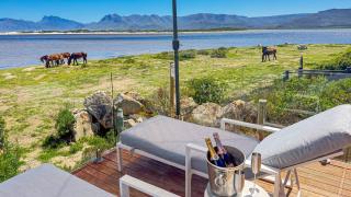 MBIZI lagoon house - Wild Horses & Ocean Views - 6