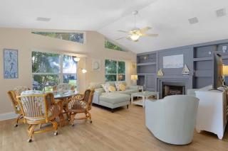 Luxury 4BR Home Near Beaches with Heated Pool & Spa - 9