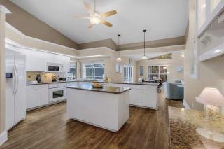 Luxury 4BR Home Near Beaches with Heated Pool & Spa - 8