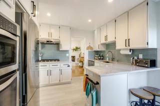 Monterey Bay 4BR 3BA: Hot Tub, Near Beaches & Golf - 4
