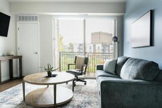 Landing Stylish 1BD Gym Courtyard - 8