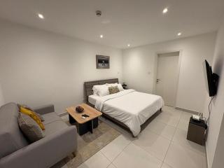 Executive Studio at Bantree - 5