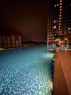 Cozy studio 4pax Equine Sri Kembangan - 1