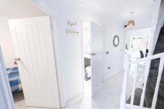3SIEE Homes Dunraven Avenue HomeStay - 2