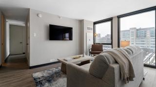 Landing Beautiful 2BD Gym Yoga Studio - 9