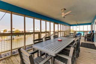Waterfront Dauphin Island Home w/ Deck & Boat Dock - 9