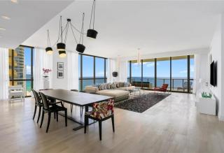 Ultra-Luxury Beachfront Living - 6