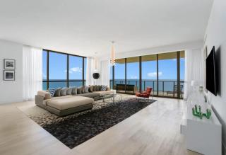 Ultra-Luxury Beachfront Living - 5