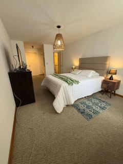 Moderno depa en Miraflores - Ubicación TOP - 2