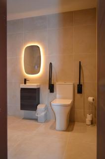 Afan Valley Aparthotel - Room 2 with Free Parking & WiFi for Contractor Stays - 5