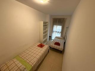 Apartamento costero con balcón - 4