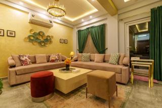 LMY Murree Spring Boutique Family Cottages & Nature Stay - 1