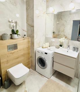 Lotus Apartments Impero oddzielna kuchnia 2 pokoje garaż - 9