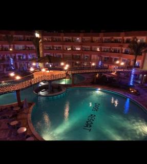 Oasis Resort pool view studio - 5