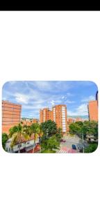 Hermoso apartamento en laureles 302 - 1