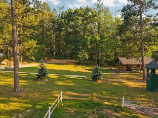 The Arrowroot Lodge Up North in Gaylord Michigan - 9