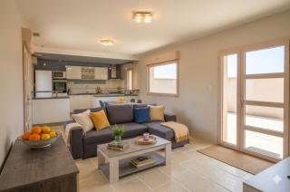 Maison Indépendante Climatisée à Deux Pas des Plages, Confort et Détente Assurés - Royan - 9