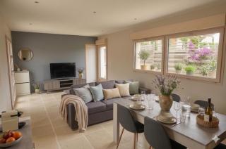 Maison Indépendante Climatisée à Deux Pas des Plages, Confort et Détente Assurés - Royan - 0