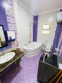 شقة دوبلكس فاخرة 3 غرف مكيفة بالكامل - 1