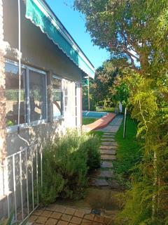 Espectacular casa en Totoras de 3 habitaciones con pileta y parrilla - 1