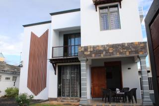 Maison du Lagon Retreat - 0