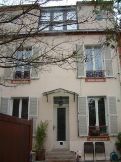 Grande maison 4 chambres, jardin, 3km Paris, proche transports et commerces - 0