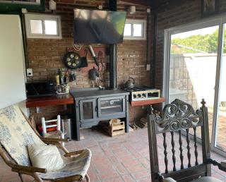 Espectacular casa en Totoras de 3 habitaciones con pileta y parrilla - 4