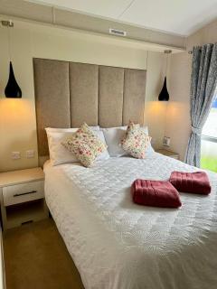 HARRIES LODGE QUAY WEST milkwood way - 5