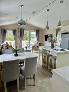 HARRIES LODGE QUAY WEST milkwood way - 3